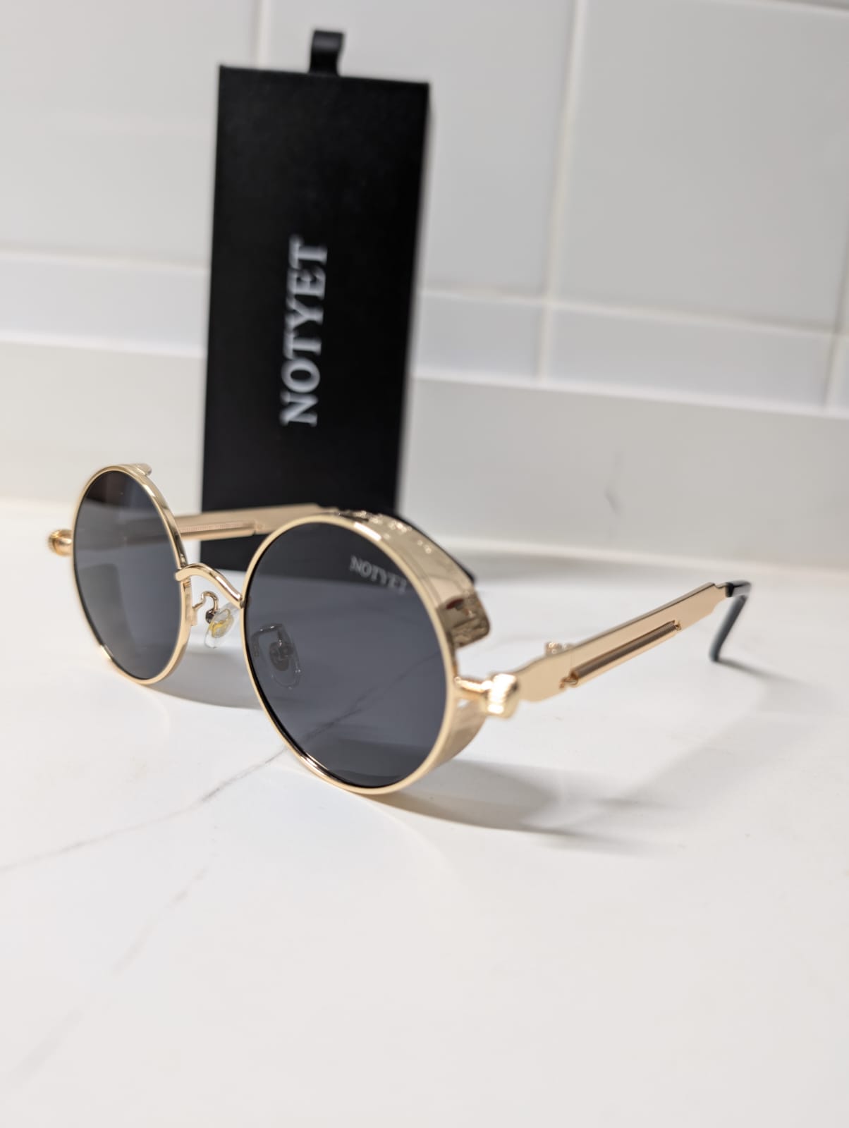 Sunglasses diamond